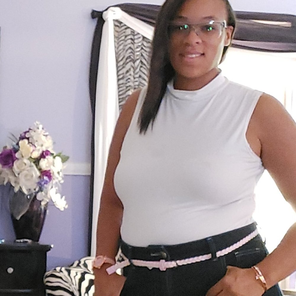 Meet your Posher, Tiara